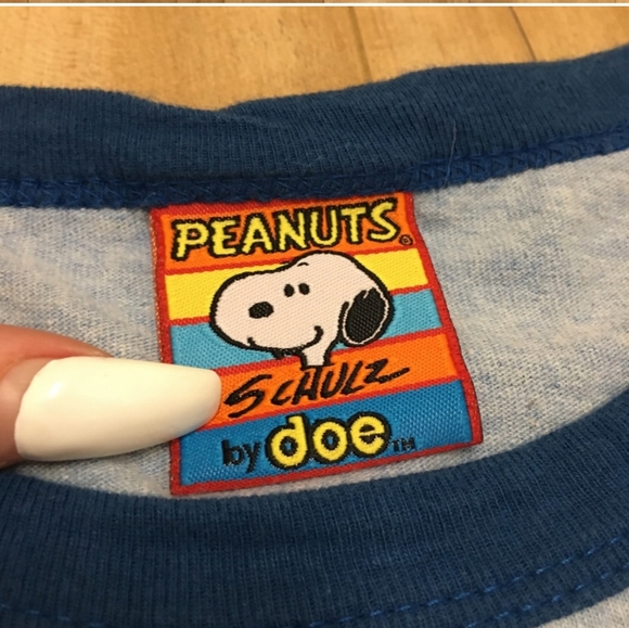(2/$20) EUC 90s Peanuts Schulz by doe Snoopy Top - Picture 4 of 4